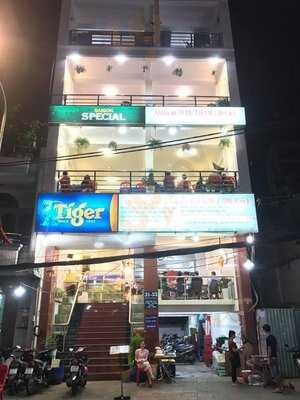 Quán 33 Đề Thám