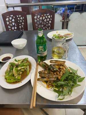 Quán 33 Đề Thám