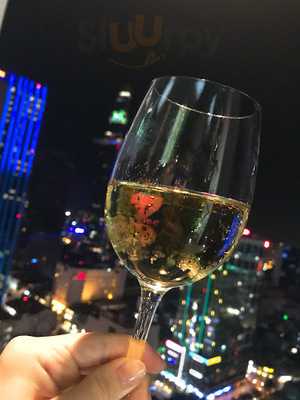 Level 23 Wine Bar
