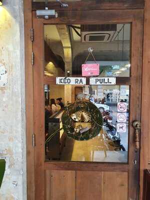 Phin & Bean Roastery