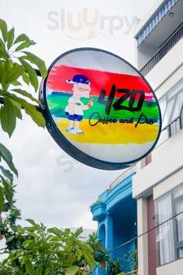 420 Coffee And Pub