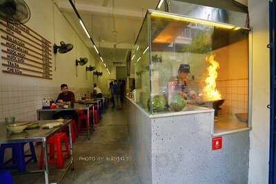 Bún Bò Nam Bộ - Bà Bà