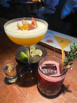 Layla - Eatery & Bar