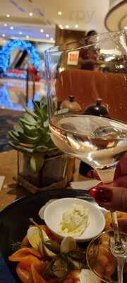 The Lounge - Sheraton Saigon Hotel & Towers