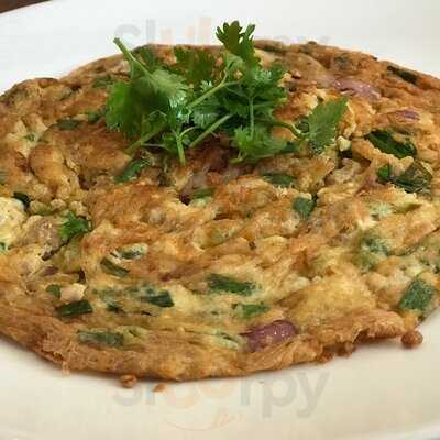 Nhà Hàng Con Voi Vàng