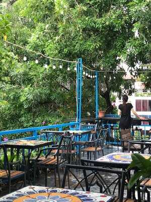 Eden Coffee Số 2 Nhà Thờ