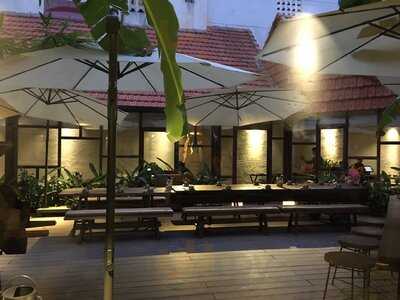 Ầu Ơ Vietnam Kitchen