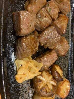 Kimono Japanese Restaurant