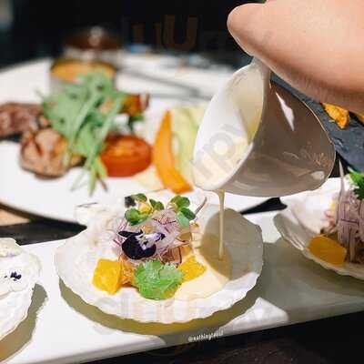 La Grupa Steak & Seafood