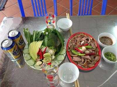 Quán Hương - Bê Thui Cầu Mống