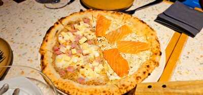 Pizza 4p's Indochina