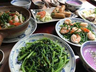 Quán Ăn Hương Lài