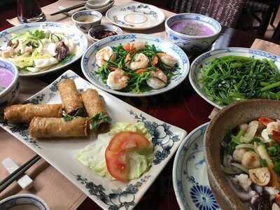 Quán Ăn Hương Lài