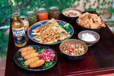 Anita's Cantina Old Quarter