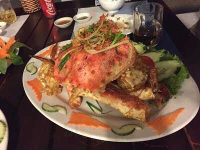 Nhà Hàng Hoàng Gia