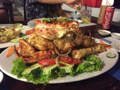 Nhà Hàng Hoàng Gia