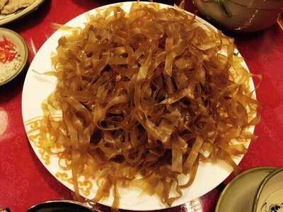 Nhà Hàng Hoàng Gia