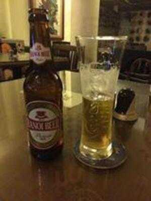 La Restaurant And Bar