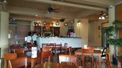 Legend Beer Restaurant (dinh Tien Hoang)