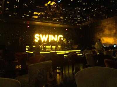 Swing Lounge