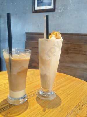 Conifer Coffee & Fastfood