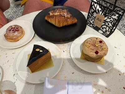 The Dreamers Dessert Bar