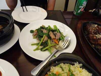 Viet Village Restaurant