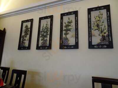 Viet Village Restaurant