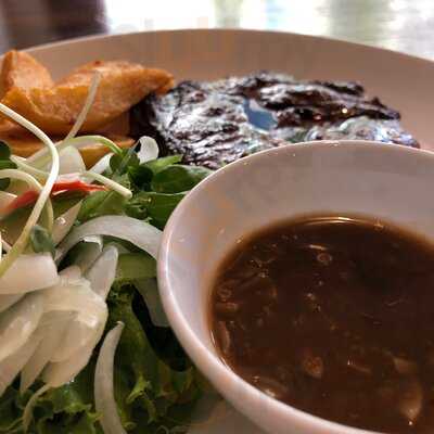 Al Fresco's Mac Dinh Chi