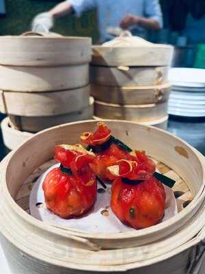 Chit Chat At The Café