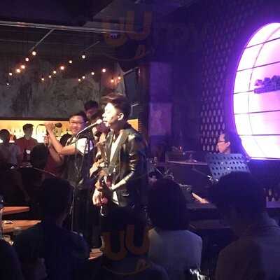 Acoustic Bar - Ngo Thoi Nhiem