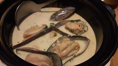 Ngoc Suong Sai Gon (hoang Viet)