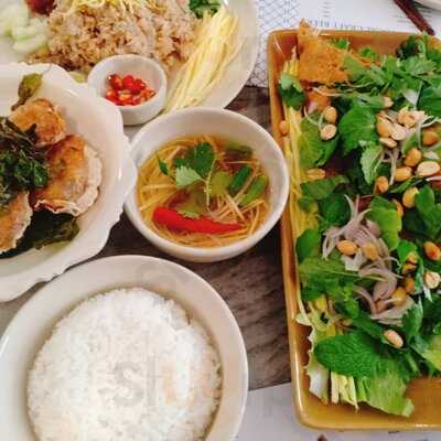 Tuktuk Thai Bistro 2