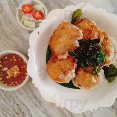 Tuktuk Thai Bistro 2