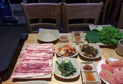 Nhà Hàng Việt Nam & Hàn Quốc Uncle Park