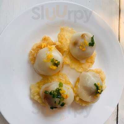 Hue Corner Restaurant