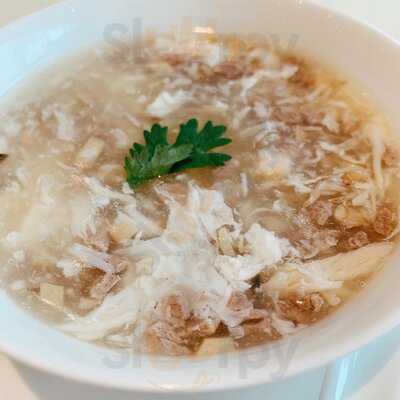 Long Trieu (the Royal Pavilion)