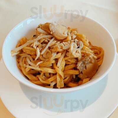 Long Trieu (the Royal Pavilion)