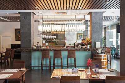 Corso Steakhouse & Bar