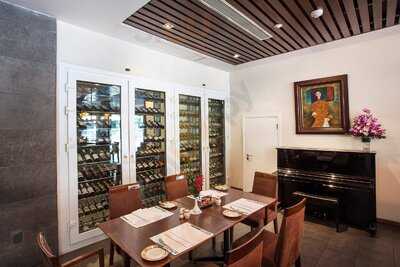 Corso Steakhouse & Bar