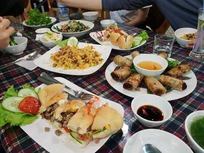 Nhà Hàng & Bar El Domo