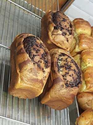 Bánh Mỳ Sư Phụ