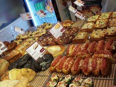 Bánh Mỳ Sư Phụ