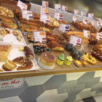 Bánh Mỳ Sư Phụ