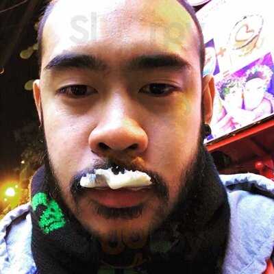 Kem Nóng Creampi In A Cone