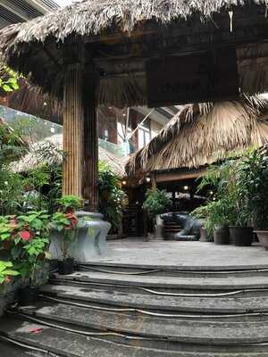 Nhà Hàng Chợ Quê