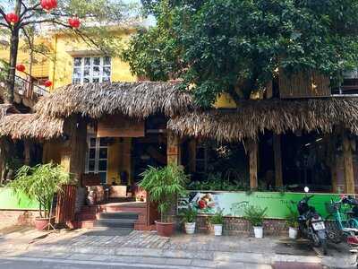 Nhà Hàng Chợ Quê