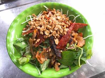 Nộm Thịt Bò Khô