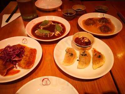 Nhà Hàng Phat's Dumpling House