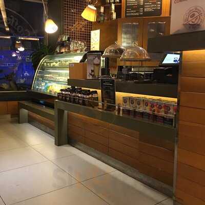 The Coffee Bean & Tea Leaf